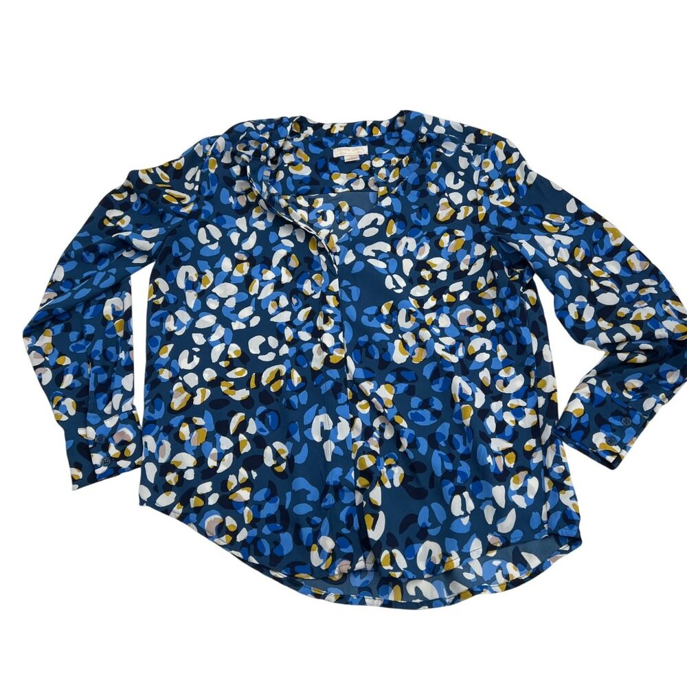 Finn & Grace Women's Blue Blouse‎ Sz Small Long Sleeves Leopard Print